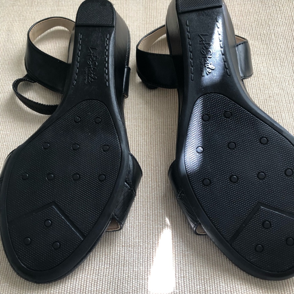 Women’s Black Sandal Slingback SZ 7.5 LifeStride Low Heel Preppy Open Toe Office - Picture 6 of 11
